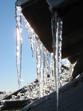 roof repairs and maintenance gutter-icicles