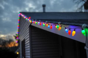 Effect of decorations on gutters